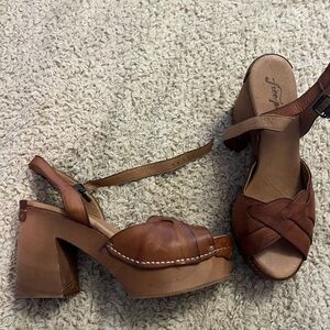 Free People Clogs
